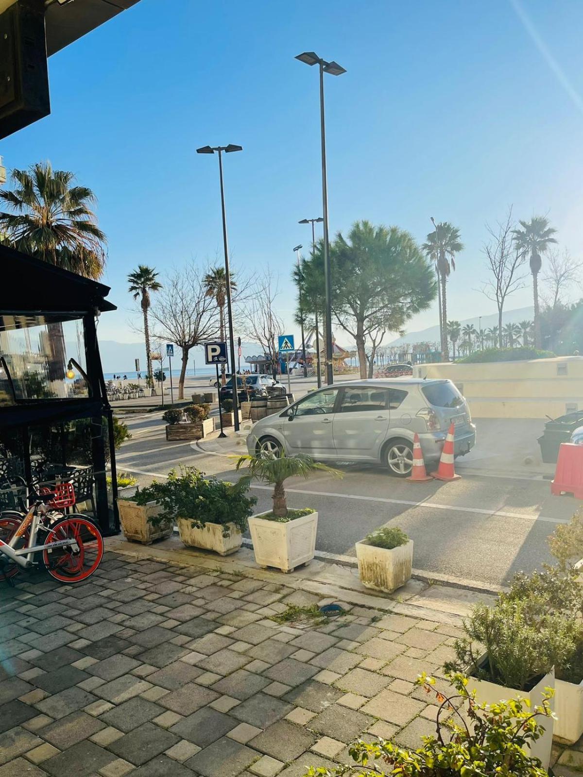Fa_Holidays Vlorë Exteriör bild