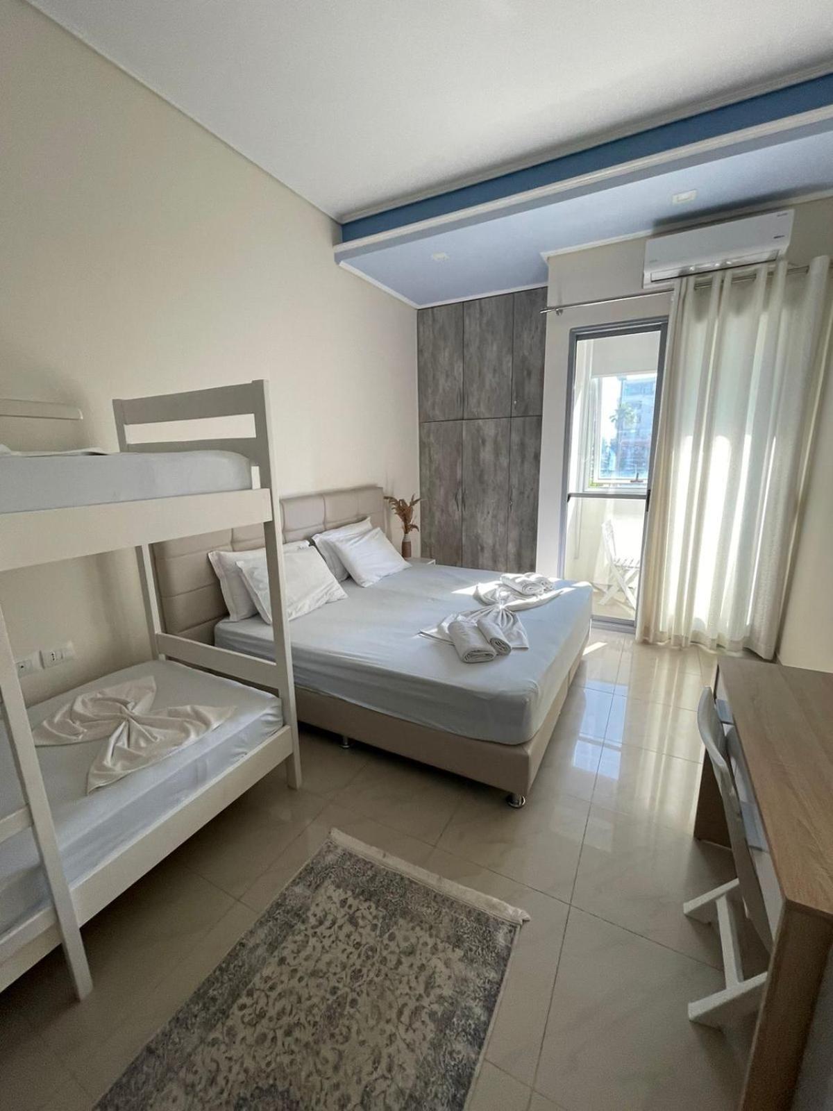 Fa_Holidays Vlorë Exteriör bild